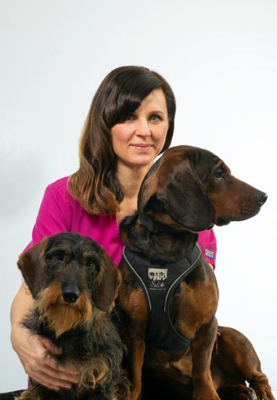 https://www.przychodniaemka.pl/wp-content/uploads/2020/03/Marta-Kuczera-400x578.jpg